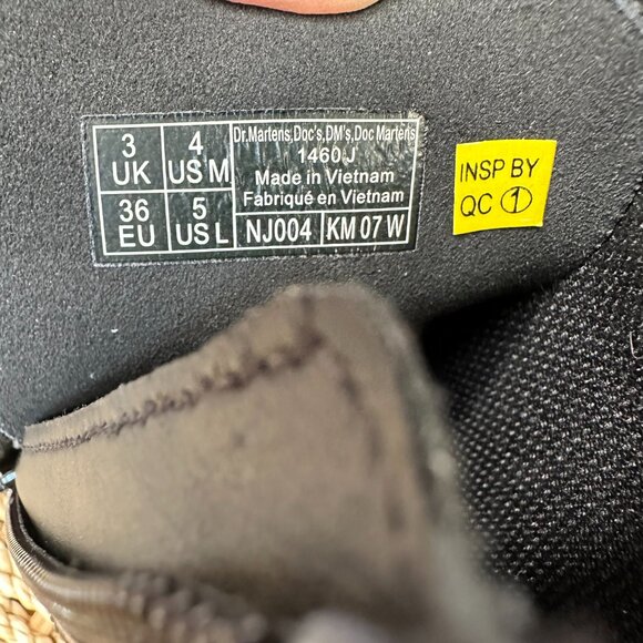 Dr. Martens 1460 J Patent Lamper Lace Up Boot Black Sz L5, M4 NWOB - Picture 9 of 15